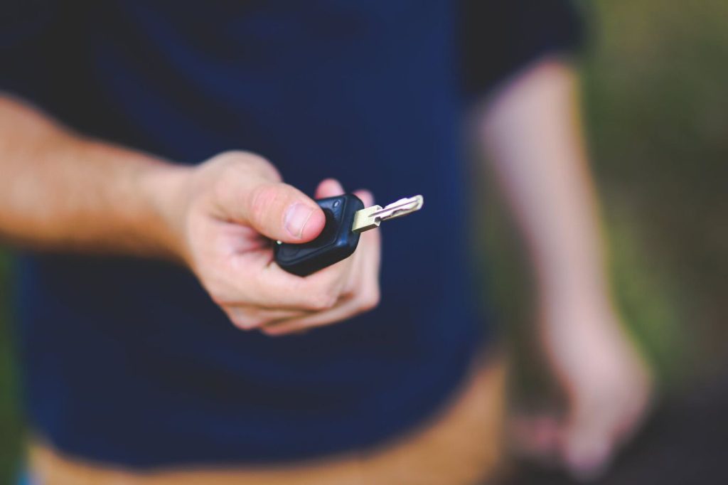 Daftar Harga Rental Mobil Lepas Kunci PRIMA TRANS di Makassar