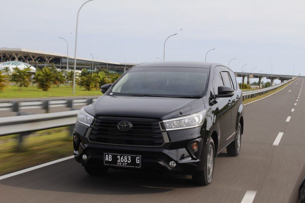 Rental Mobil Palu: Jelajah Sulawesi Tengah