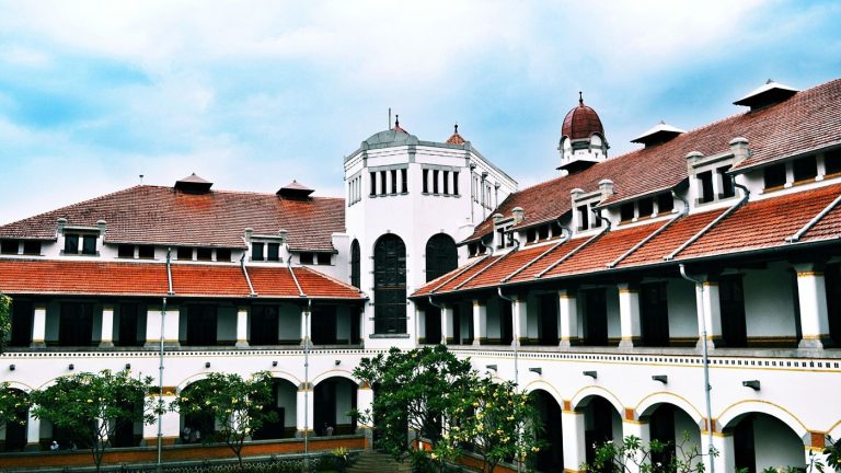 Rental mobil semarang - Lawang Sewu (Arief Broto Susilo) - Flickr
