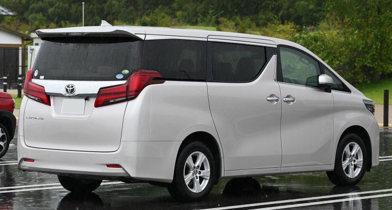 Rental mobil alphard makassar - Prima Trans Nusa